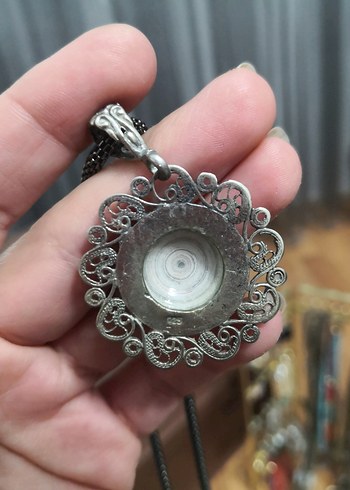  Beden gri Renk Kenarları 925 ayar gümüş kolye