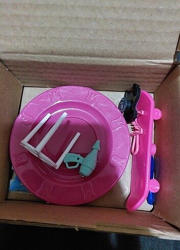 Kutu ve oyuncaklar - Görsel 4