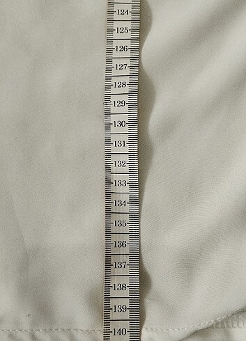 46 Beden beyaz Renk Elbise yeni. 