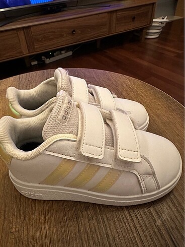 Adidas ayakkabı