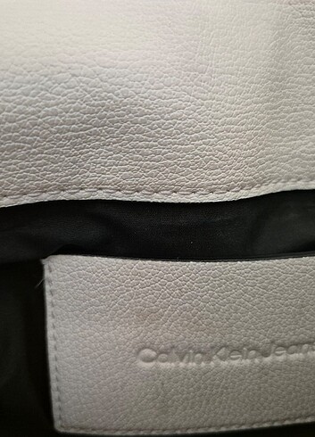 Calvin klein canta