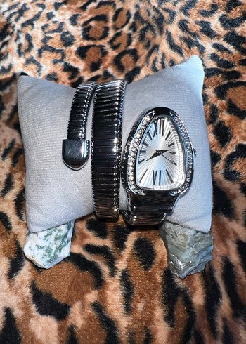 Roma Rakamlı Yılan Model Taşlı Gümüş Renk Şık Burma Kadın Saat - Görsel 2