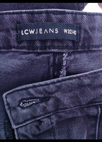 Lc Waikiki Slouchy Jean 