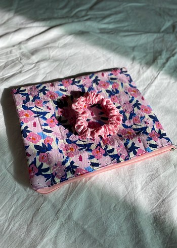 2K Çiçek Desenli Pembe Bohem Tablet Çantası