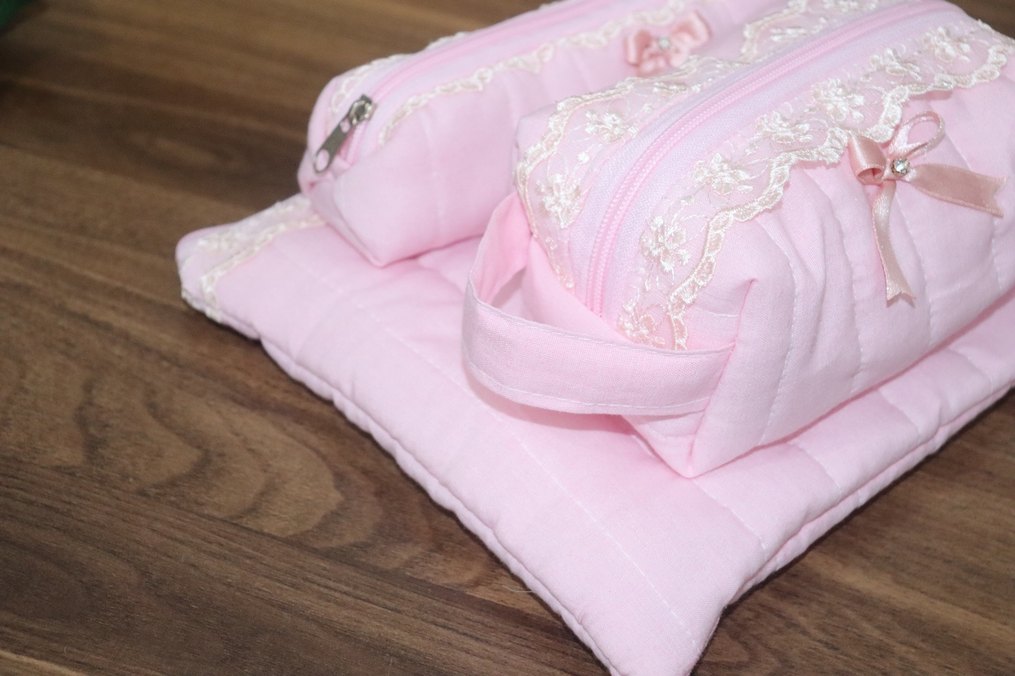 Dantel Detaylı Pembe makyaj çantası set - Görsel 3
