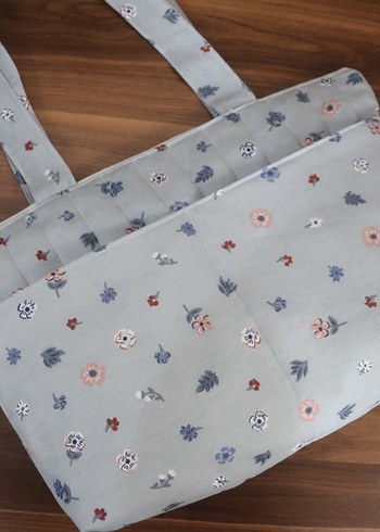 Çiçek Desenli Gri tablet kitap Çantası - Görsel 4