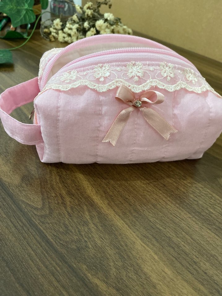 Dantel Detaylı Pembe Kadın Makyaj Çantası - Görsel 3