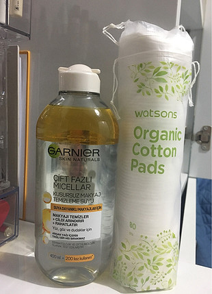 Garnier Micellar Makyaj Temizleme Suyu ve Pamuğu