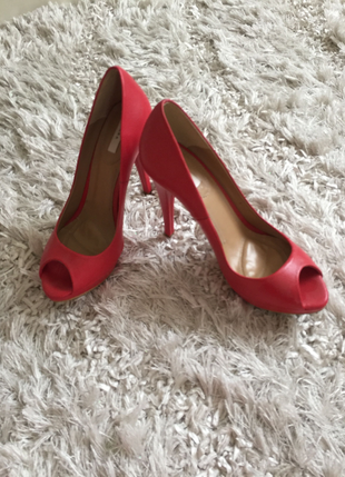 37 Beden Kırmızı topuklu ayakkabı