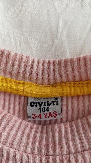4 Yaş Beden pembe Renk Pijama takımı 