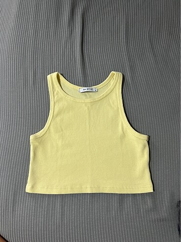 Crop halter yaka atlet