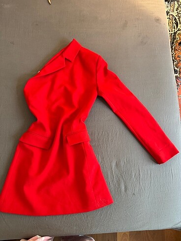 Zara Zara kırmızı elbise blazer ceket abiye tek kol elbise