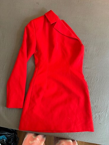 s Beden kırmızı Renk Zara kırmızı elbise blazer ceket abiye tek kol elbise