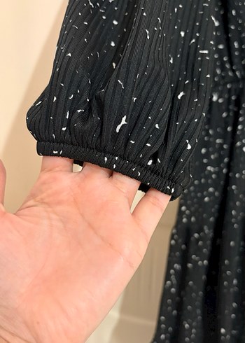 Siyah Puantiyeli Piliseli Elbise - Görsel 3