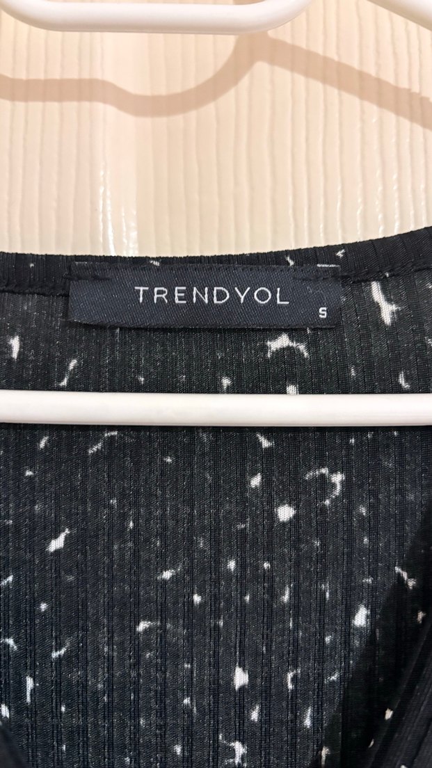 Siyah Puantiyeli Piliseli Elbise - Görsel 2