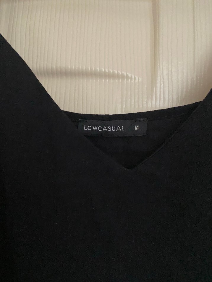 Siyah V Yaka keten Görünümlü Kadın Askılı bluz - Görsel 2