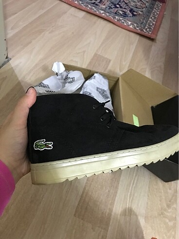 Lacoste bot