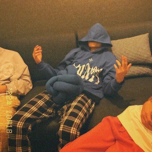 Mavi hoodie