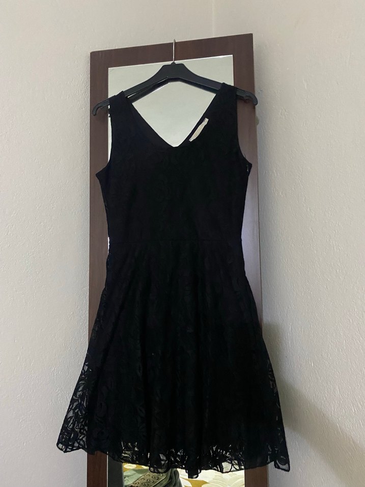 Uzun Kollu Siyah Fırfırlı Gofret Yaka Tunik - Görsel 4