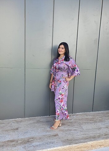 Zara Saten tulum