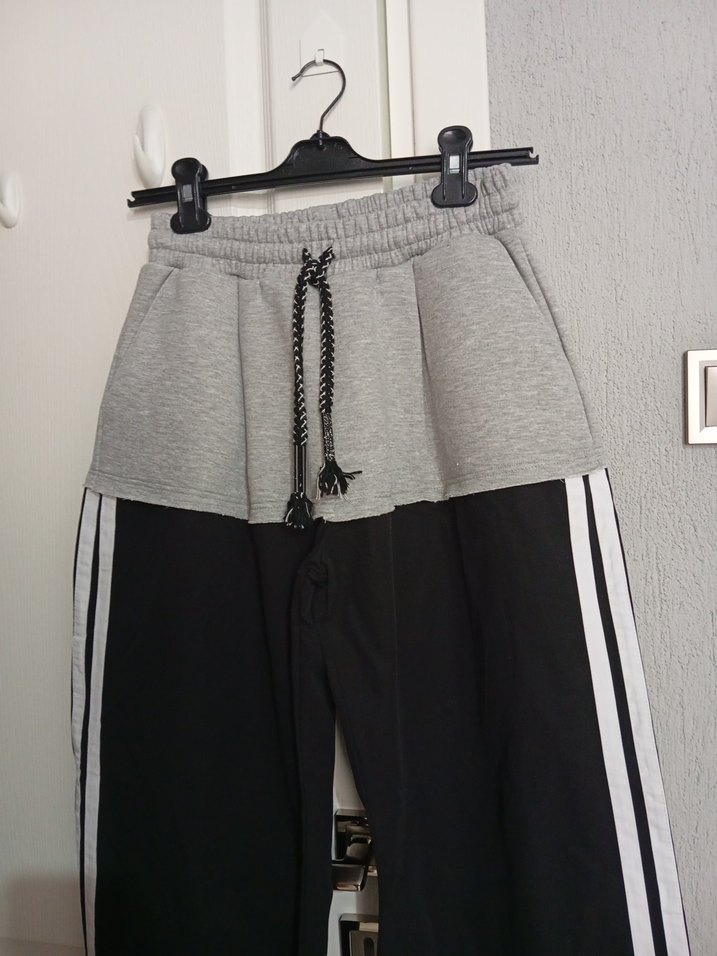 Kadın Gri Siyah Çizgili Bol Kesim Eşofman - Görsel 5