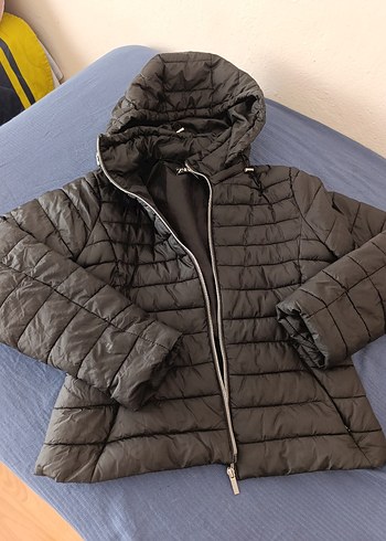 Gri Kapüşonlu Kadın Kışlık Mont