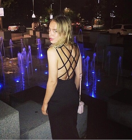 Gece elbisesi