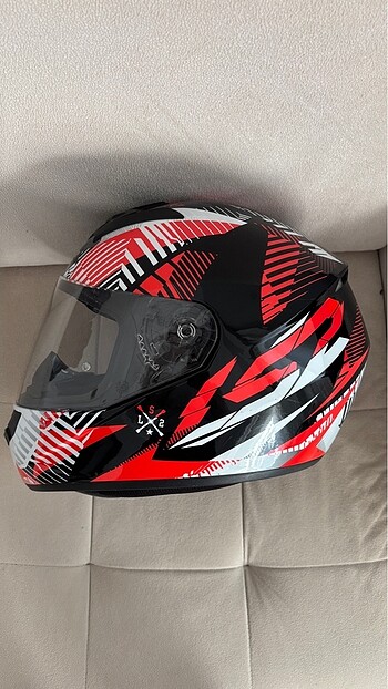 Ls2 kask