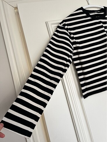 Diğer Touche Prive crop sweat
