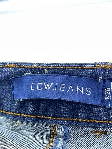 36 Beden çeşitli Renk LC Waikiki Jean / Kot %70 İndirimli.