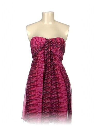 PreLoved Kısa Elbise %70 İndirimli.
