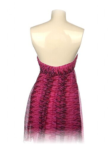 36 Beden PreLoved Kısa Elbise %70 İndirimli.