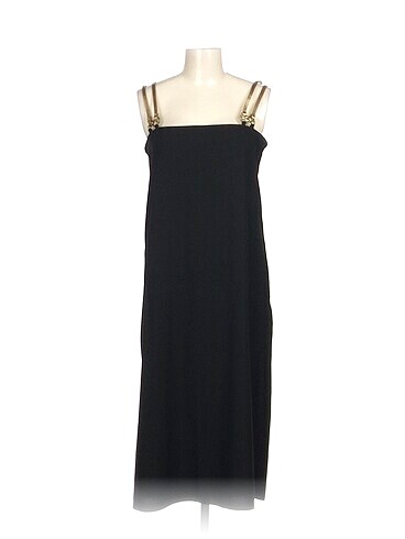 PreLoved Kısa Elbise %70 İndirimli.
