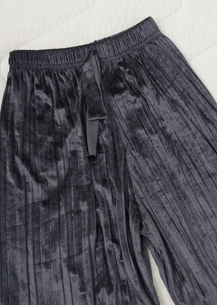 Piliseli kadife pantolon  - Görsel 3