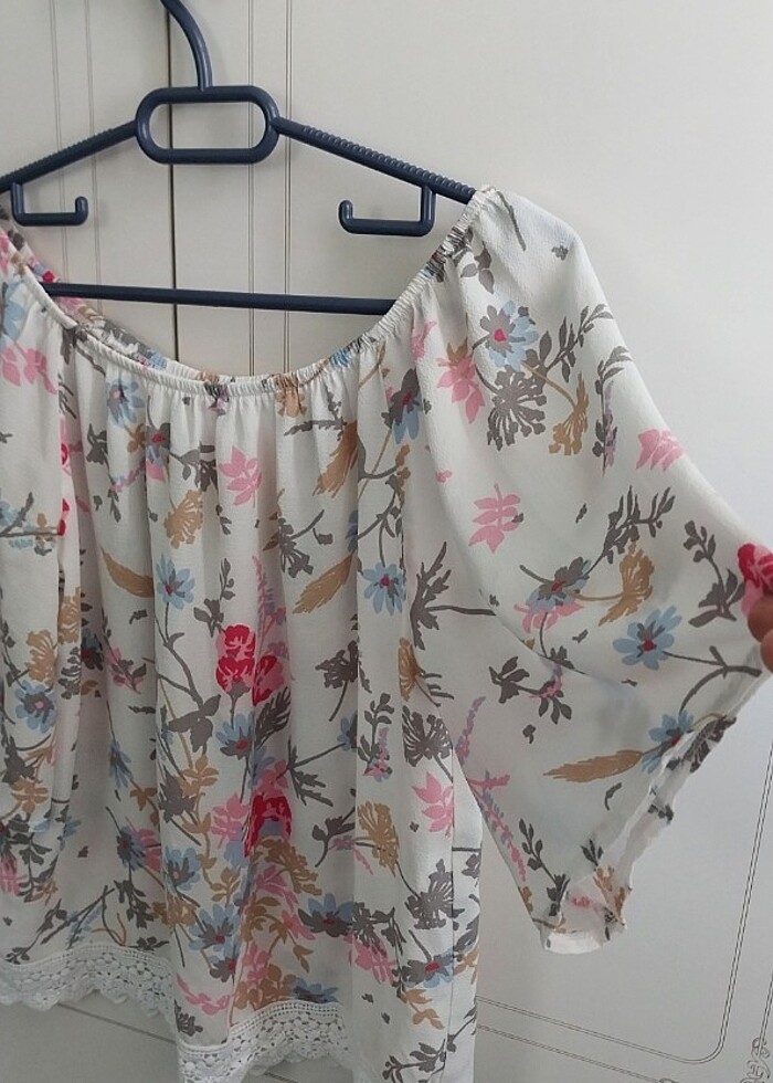 Madonna  yaka yazlık bluz - Görsel 3