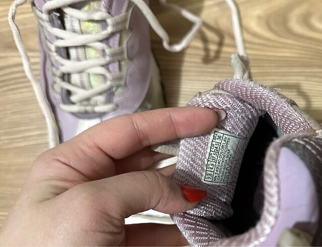 37,5 Beden mor Renk Skechers kadın spor ayakkabı