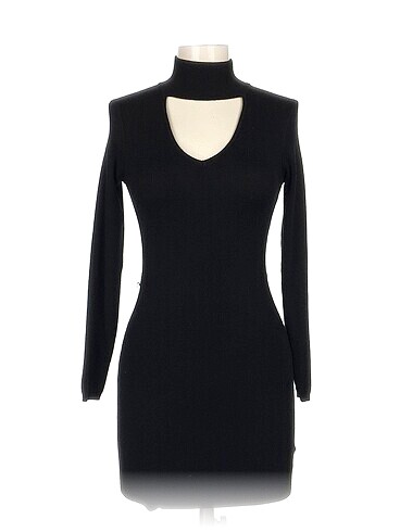 PreLoved Kısa Elbise %70 İndirimli.