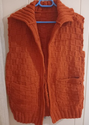 KİREMİT RENGİ YENİ ÖRÜLDÜ YELEK - Görsel 5