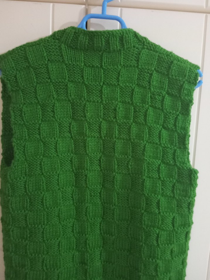 Yeşil Örgü Kadın Triko Yelek - Görsel 4