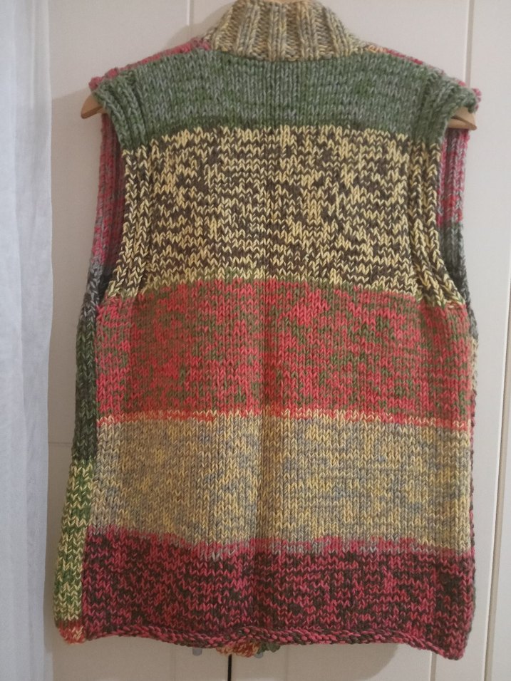 Çok Renkli Bohem Örgü Kadın Yelek - Görsel 2