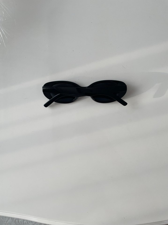 Siyah Modern Klasik Kadın Güneş Gözlüğü - Görsel 2