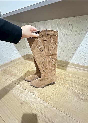 Stradivarius çizme