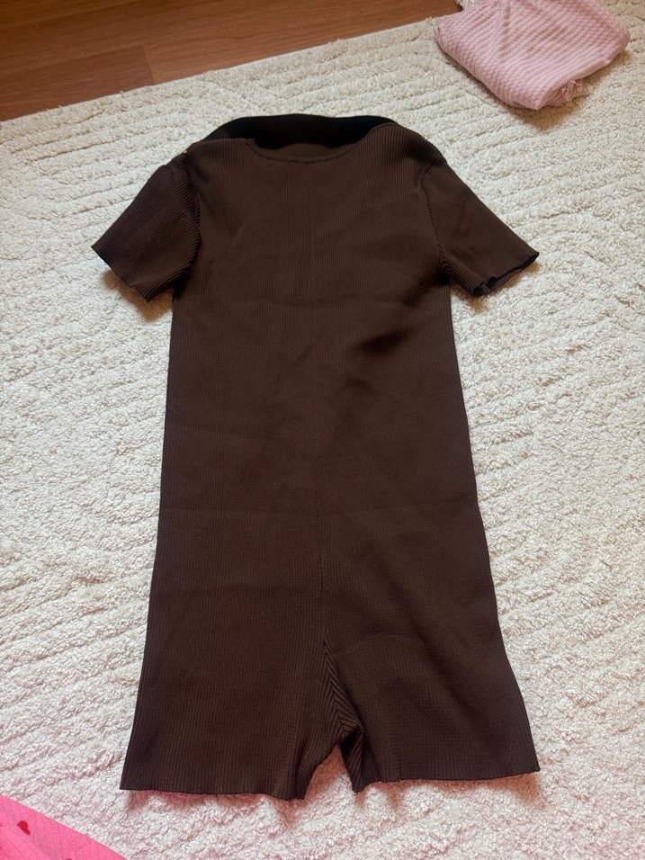 Kahverengi Kısa Kollu Triko Tulum - Görsel 2