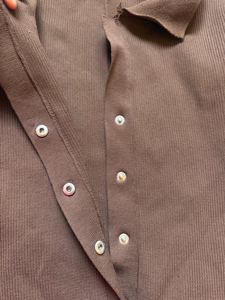 Kahverengi Kısa Kollu Triko Tulum - Görsel 4