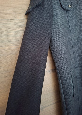 Gri Uzun Kadın Kaban Kürklü Yaka - Görsel 3