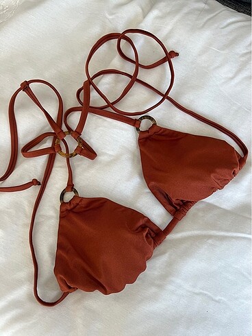 Bikini üstü
