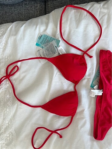 Diğer Bikini