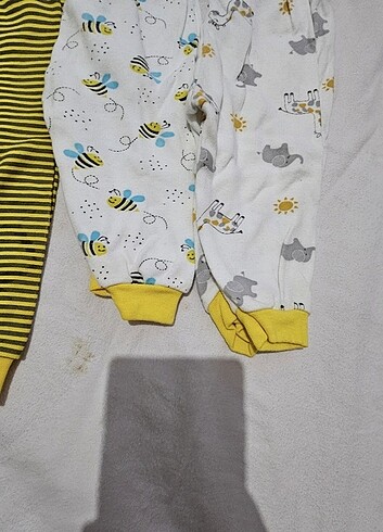 Diğer 8 parça bebek pijama don