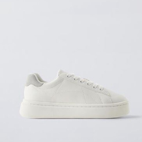 Zara ZARA 32 numara beyaz ayakkabı