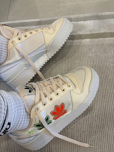 Adidas Adidas